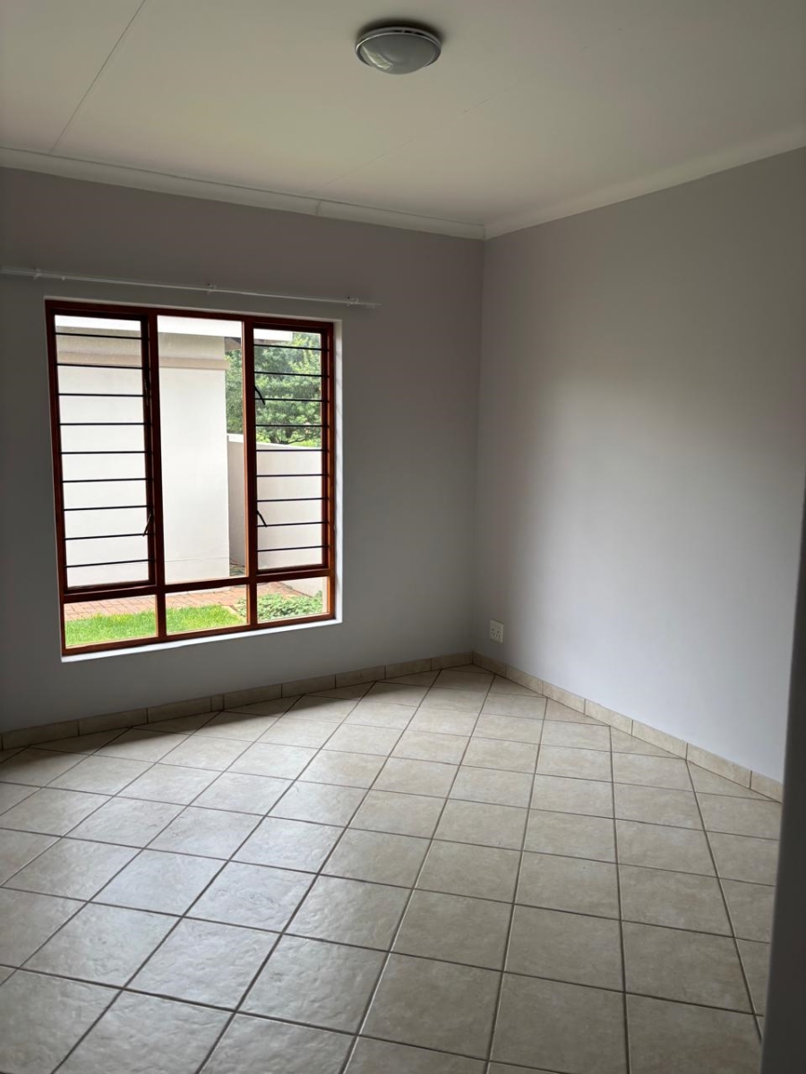 To Let 3 Bedroom Property for Rent in Wilkoppies North West